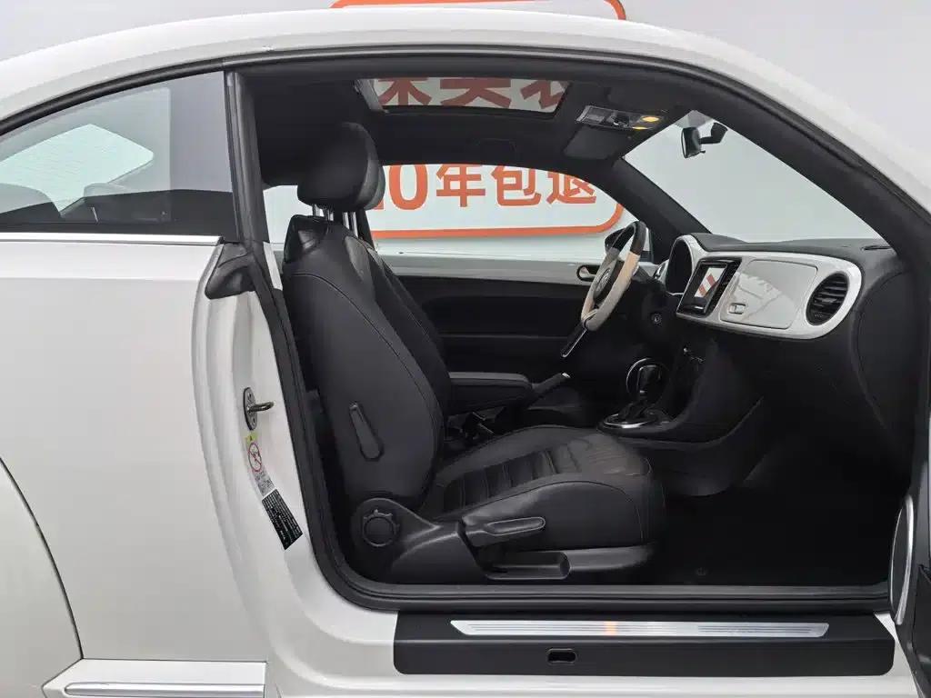 2014 Volkswagen Beetle 1.4TSI Comfort — миниатюра 23