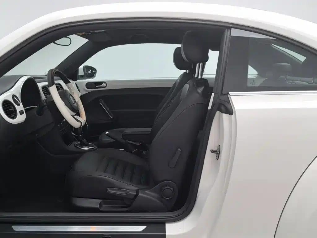 2014 Volkswagen Beetle 1.4TSI Comfort — миниатюра 10