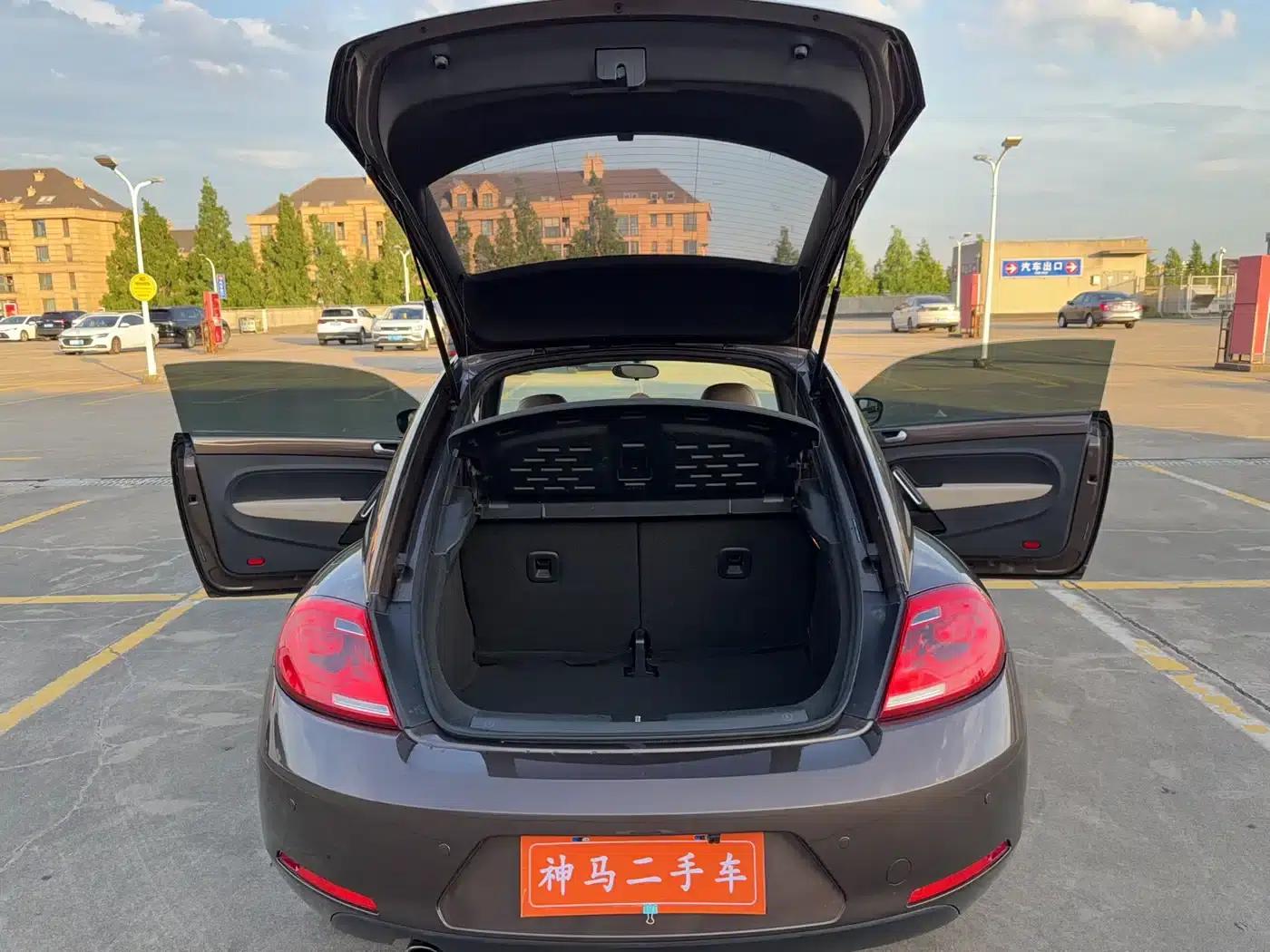 2014 Volkswagen Beetle 1.2TSI Fashion Edition — миниатюра 13