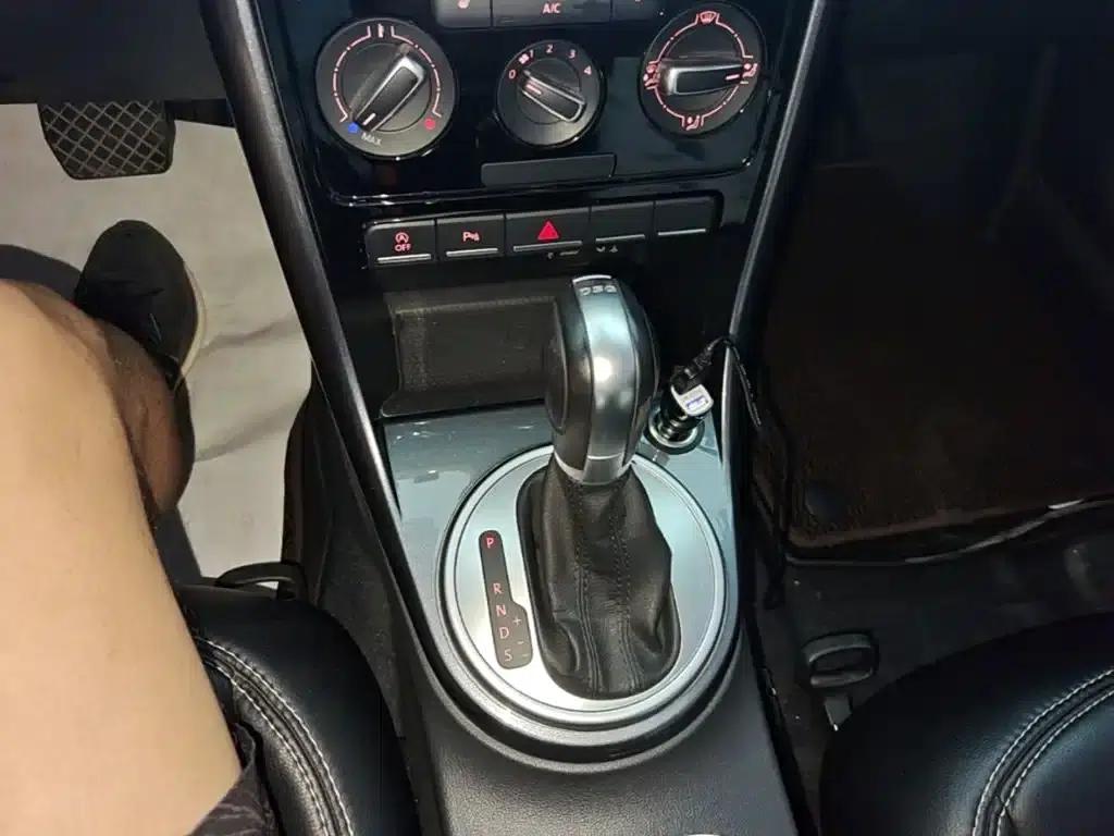 2017 Volkswagen Beetle 180TSI Dune Edition — миниатюра 14