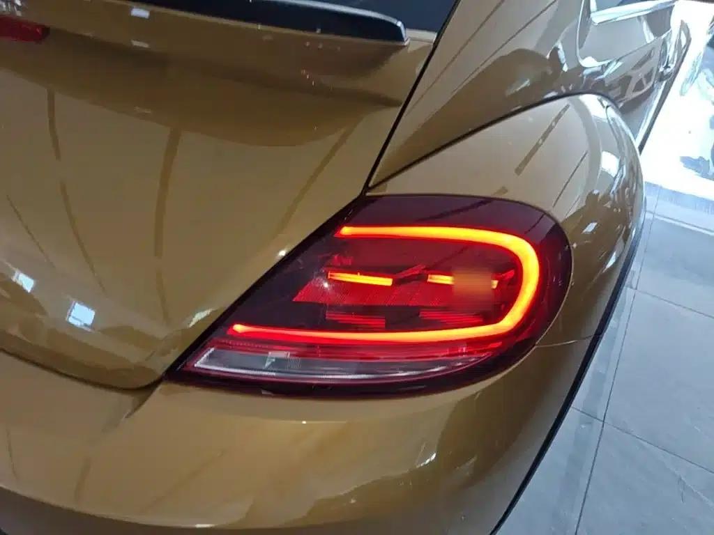 2017 Volkswagen Beetle 180TSI Dune Edition — миниатюра 8