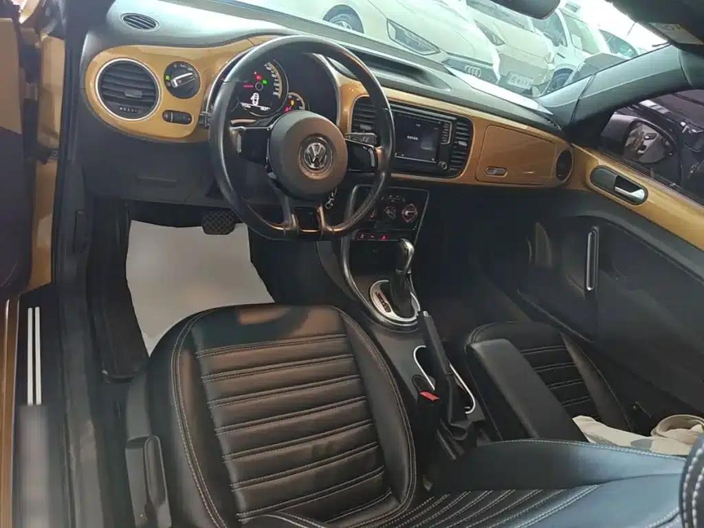 2017 Volkswagen Beetle 180TSI Dune Edition — миниатюра 10