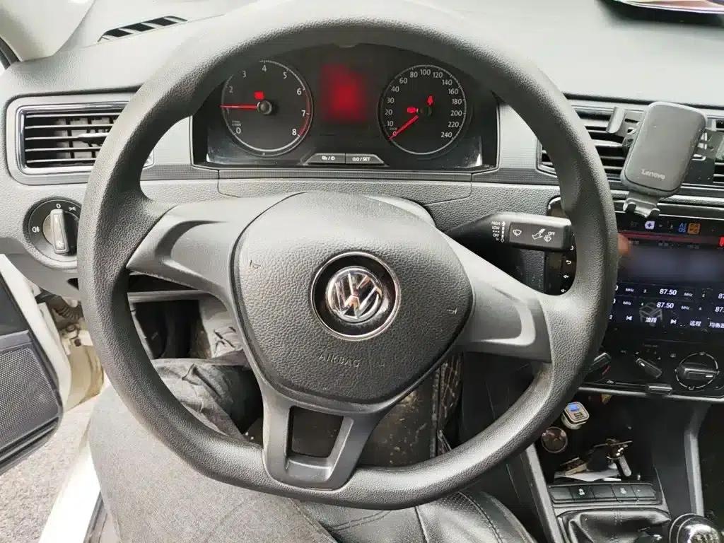 Santana 2019 1.5L Manual Fashion Edition (National VI Emission Standard) — миниатюра 6