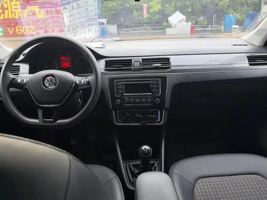 Santana 2016 1.6L Manual Deluxe Edition — миниатюра 12