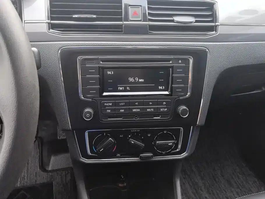 Santana 2016 1.6L Manual Deluxe Edition — миниатюра 13