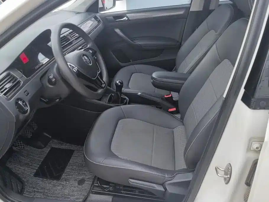 Santana 2016 1.6L Manual Deluxe Edition — миниатюра 9