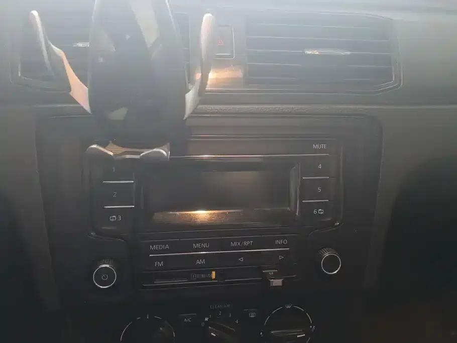 Santana 2016 1.6L Manual Fashion Edition — миниатюра 13