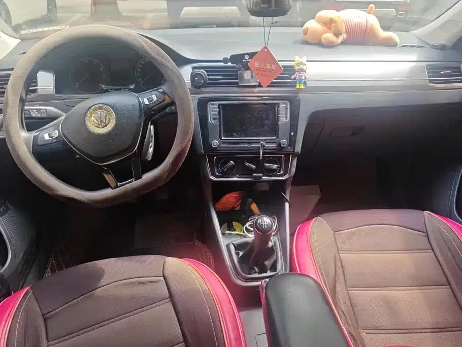Santana 2015 1.6L Manual Comfort Edition — миниатюра 12