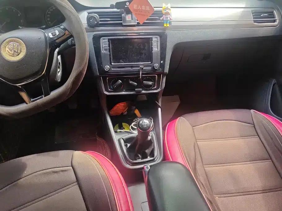Santana 2015 1.6L Manual Comfort Edition — миниатюра 13