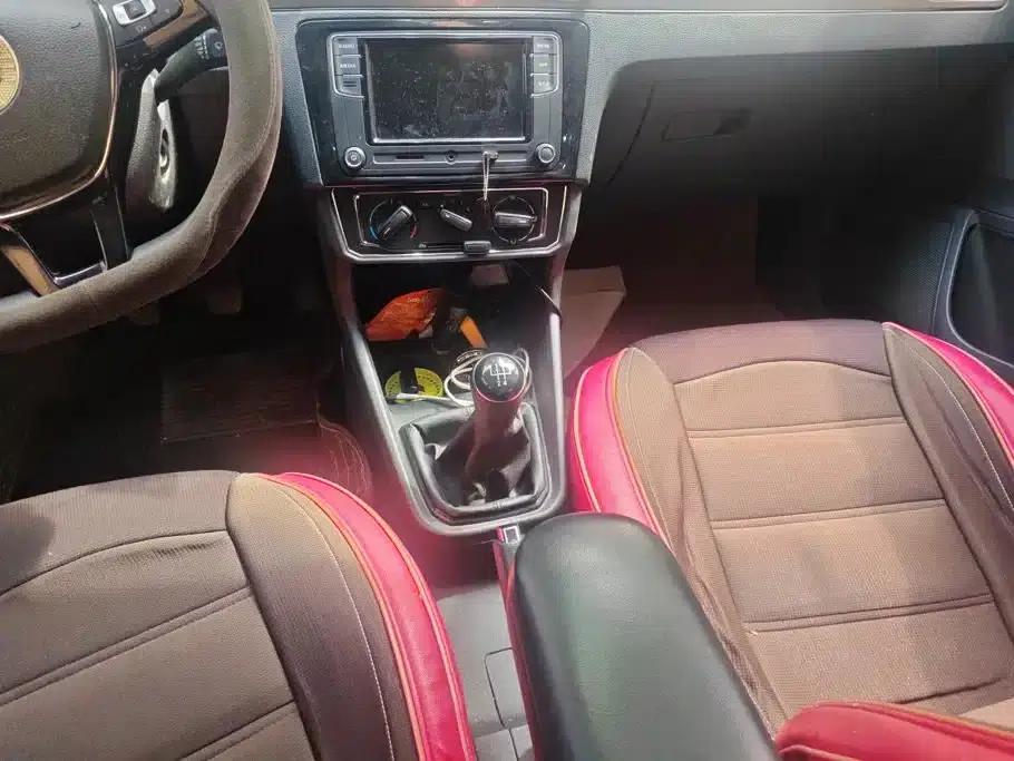 Santana 2015 1.6L Manual Comfort Edition — миниатюра 16