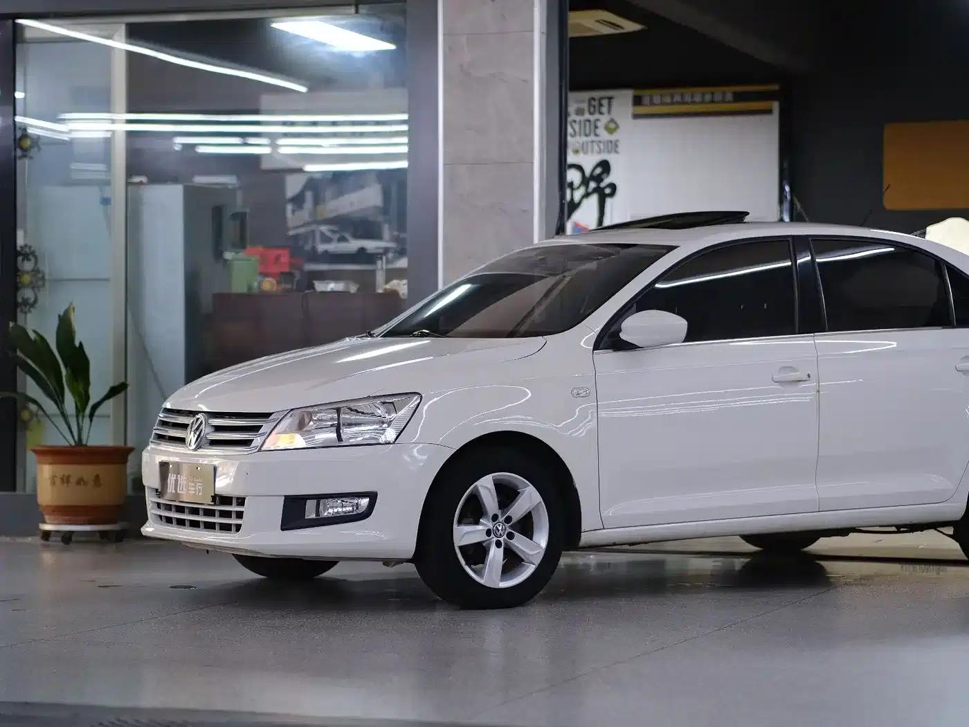 Santana 2013 1.6L Manual Comfort Edition — миниатюра 3