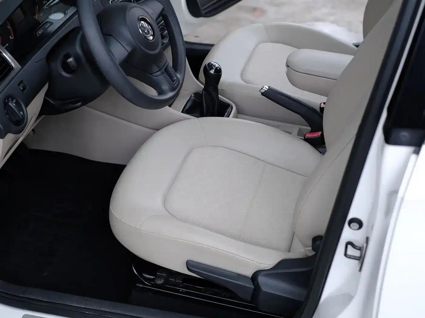 Santana 2013 1.6L Manual Comfort Edition — миниатюра 25
