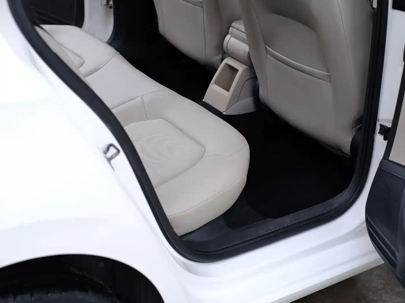 Santana 2013 1.6L Manual Comfort Edition — миниатюра 28