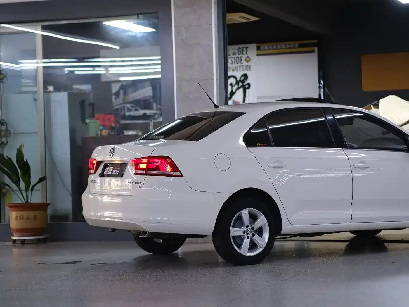 Santana 2013 1.6L Manual Comfort Edition — миниатюра 4