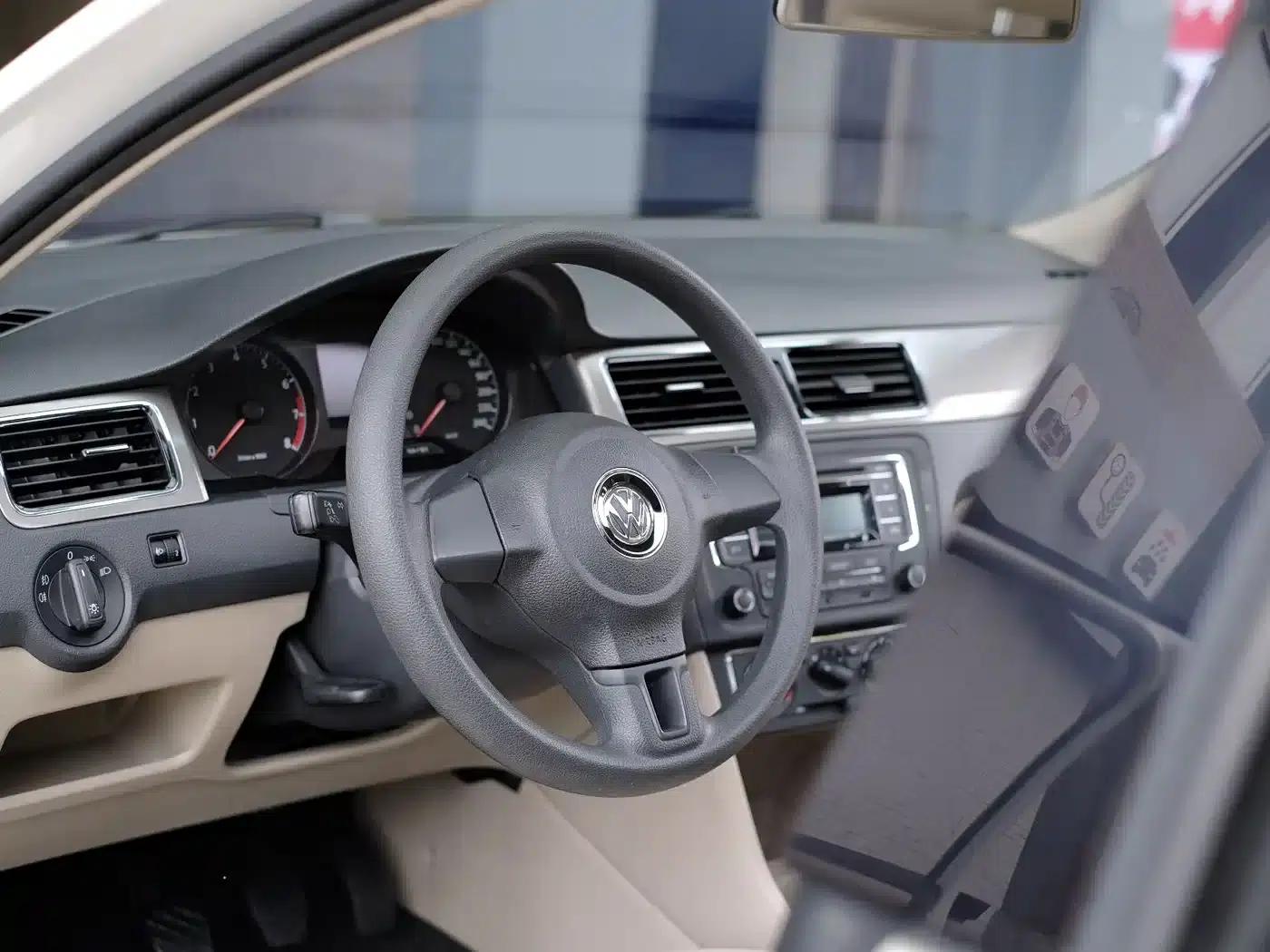 Santana 2013 1.6L Manual Comfort Edition — миниатюра 32