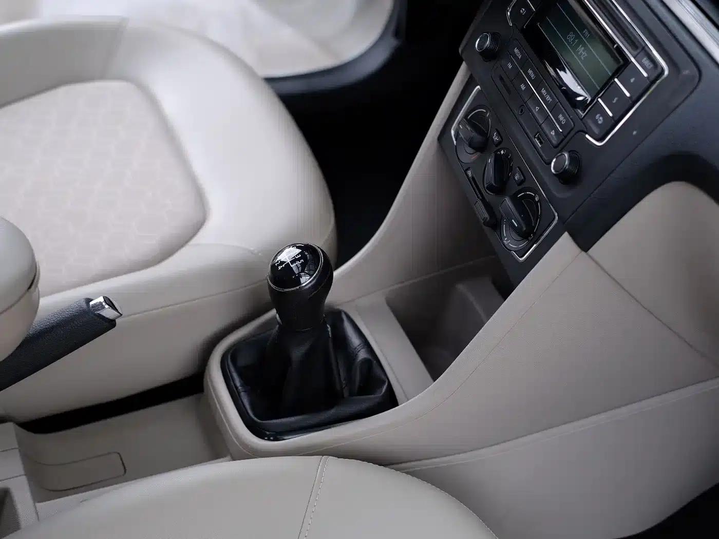 Santana 2013 1.6L Manual Comfort Edition — миниатюра 35