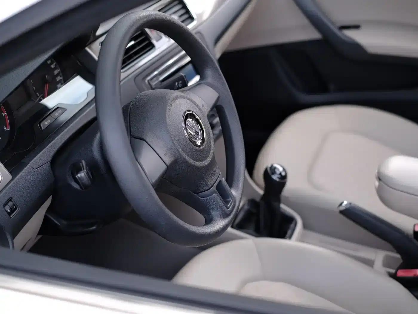 Santana 2013 1.6L Manual Comfort Edition — миниатюра 38