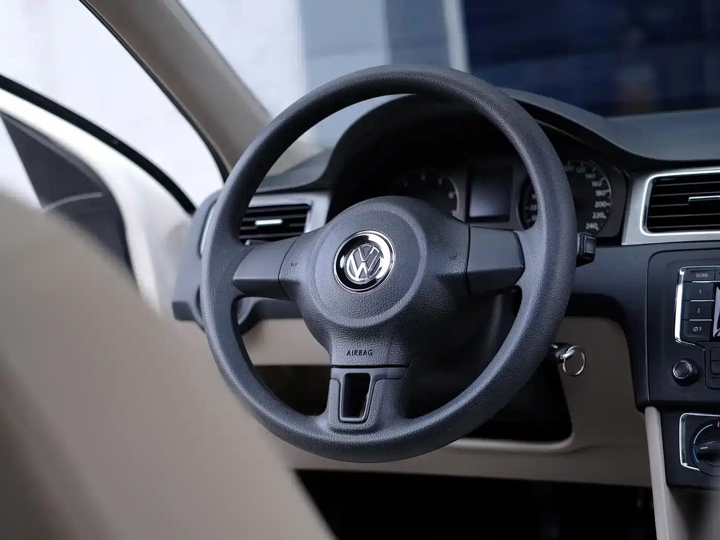 Santana 2013 1.6L Manual Comfort Edition — миниатюра 44