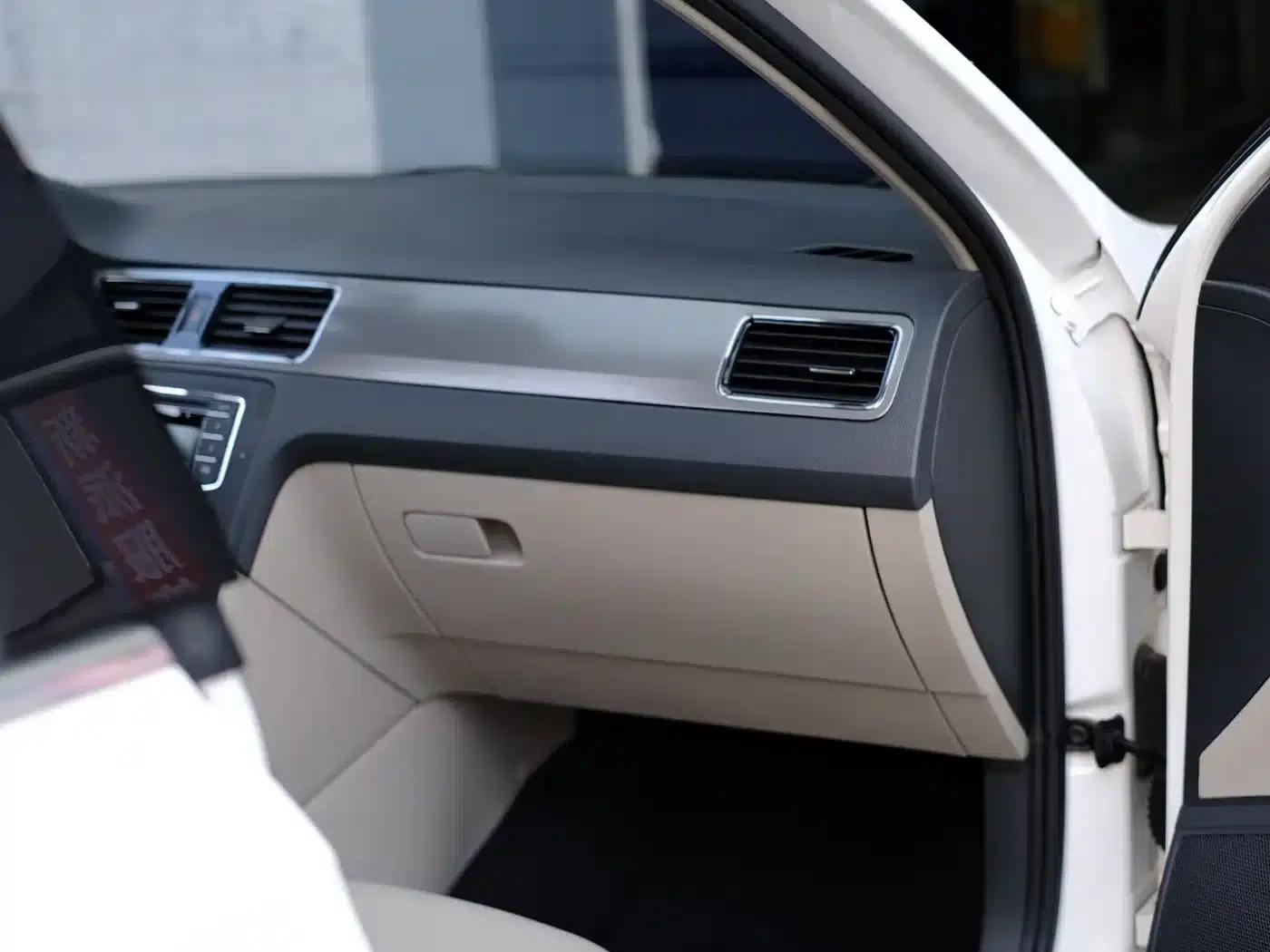 Santana 2013 1.6L Manual Comfort Edition — миниатюра 50