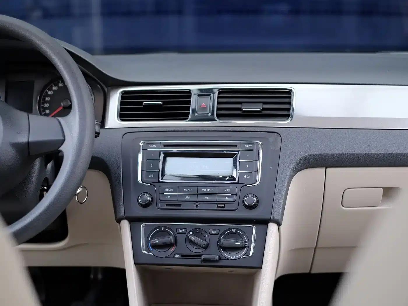 Santana 2013 1.6L Manual Comfort Edition — миниатюра 51