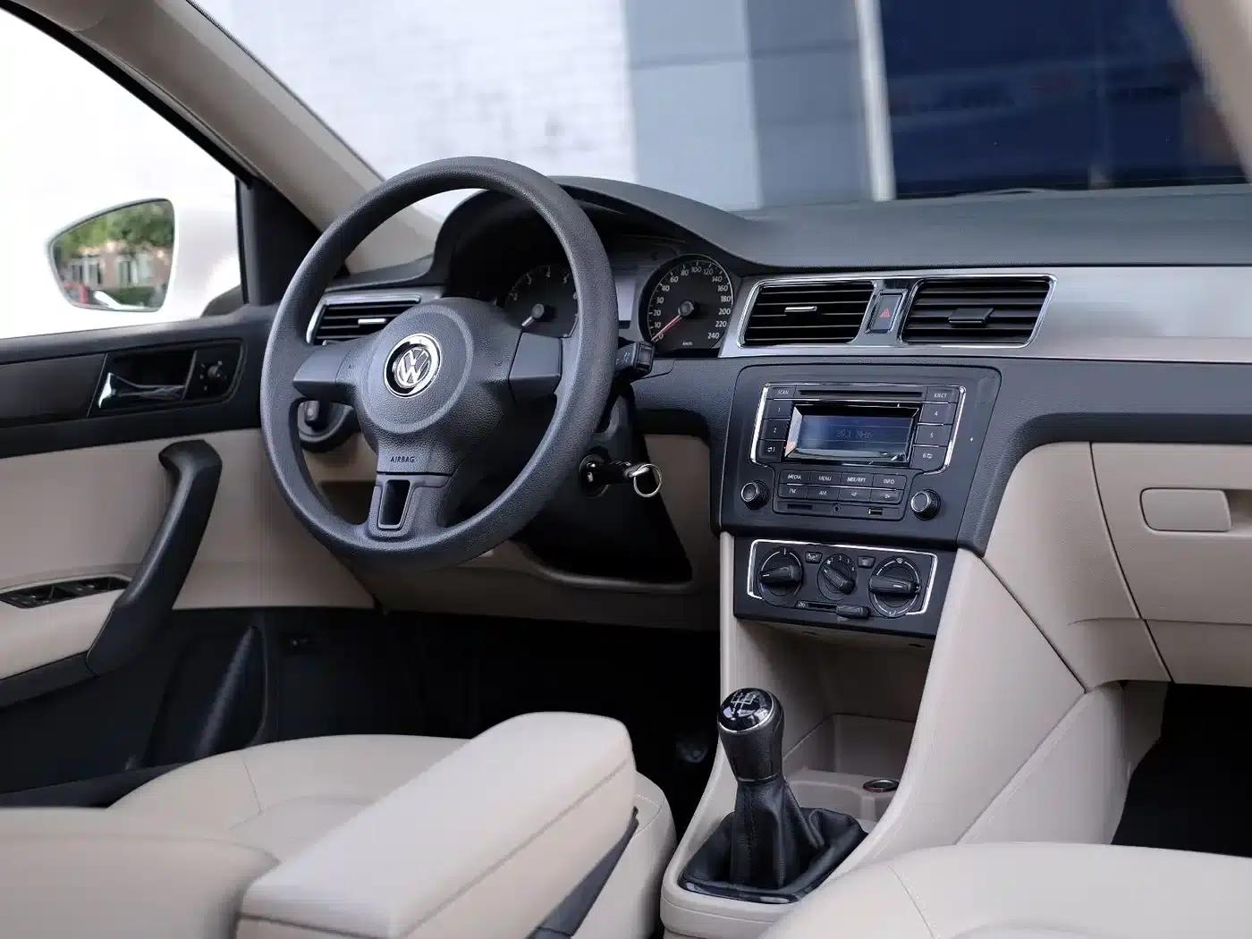 Santana 2013 1.6L Manual Comfort Edition — миниатюра 54