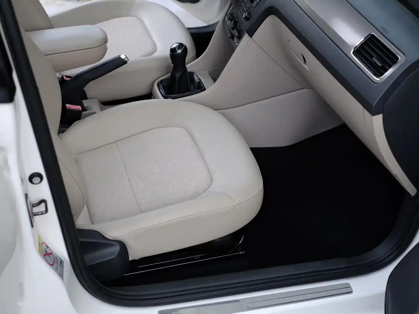 Santana 2013 1.6L Manual Comfort Edition — миниатюра 60