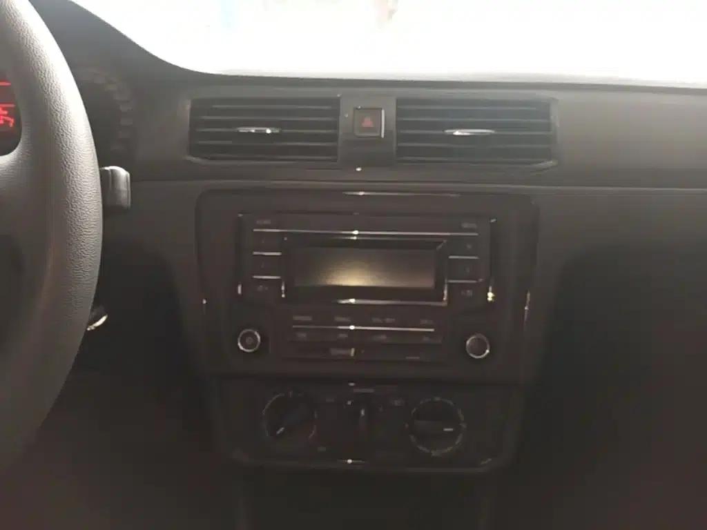 Santana 2016 1.6L Automatic Fashion Edition — миниатюра 13