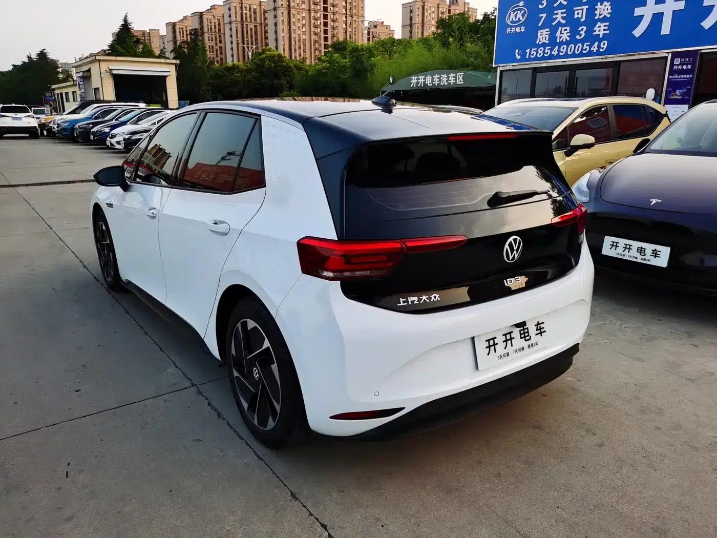 Volkswagen ID.3 2023 Pure Smart Edition — миниатюра 6