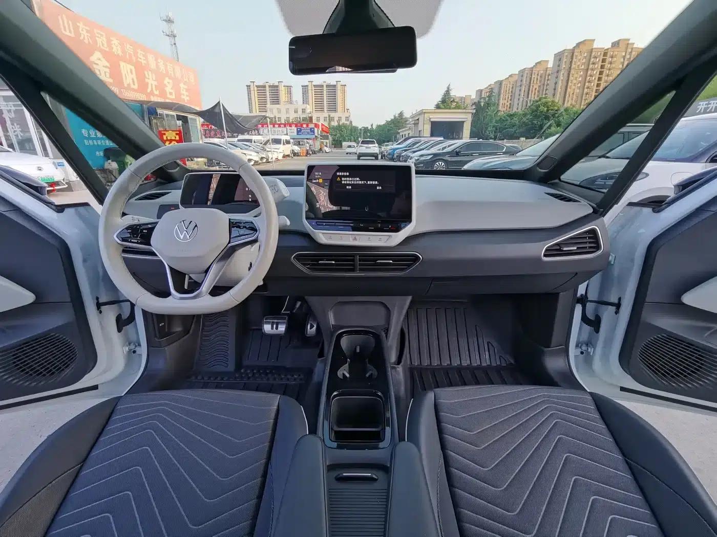 Volkswagen ID.3 2023 Pure Smart Edition — миниатюра 9