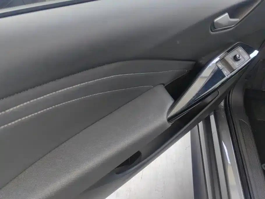 Volkswagen ID.3 2023 Upgraded Pure Smart Edition — миниатюра 7