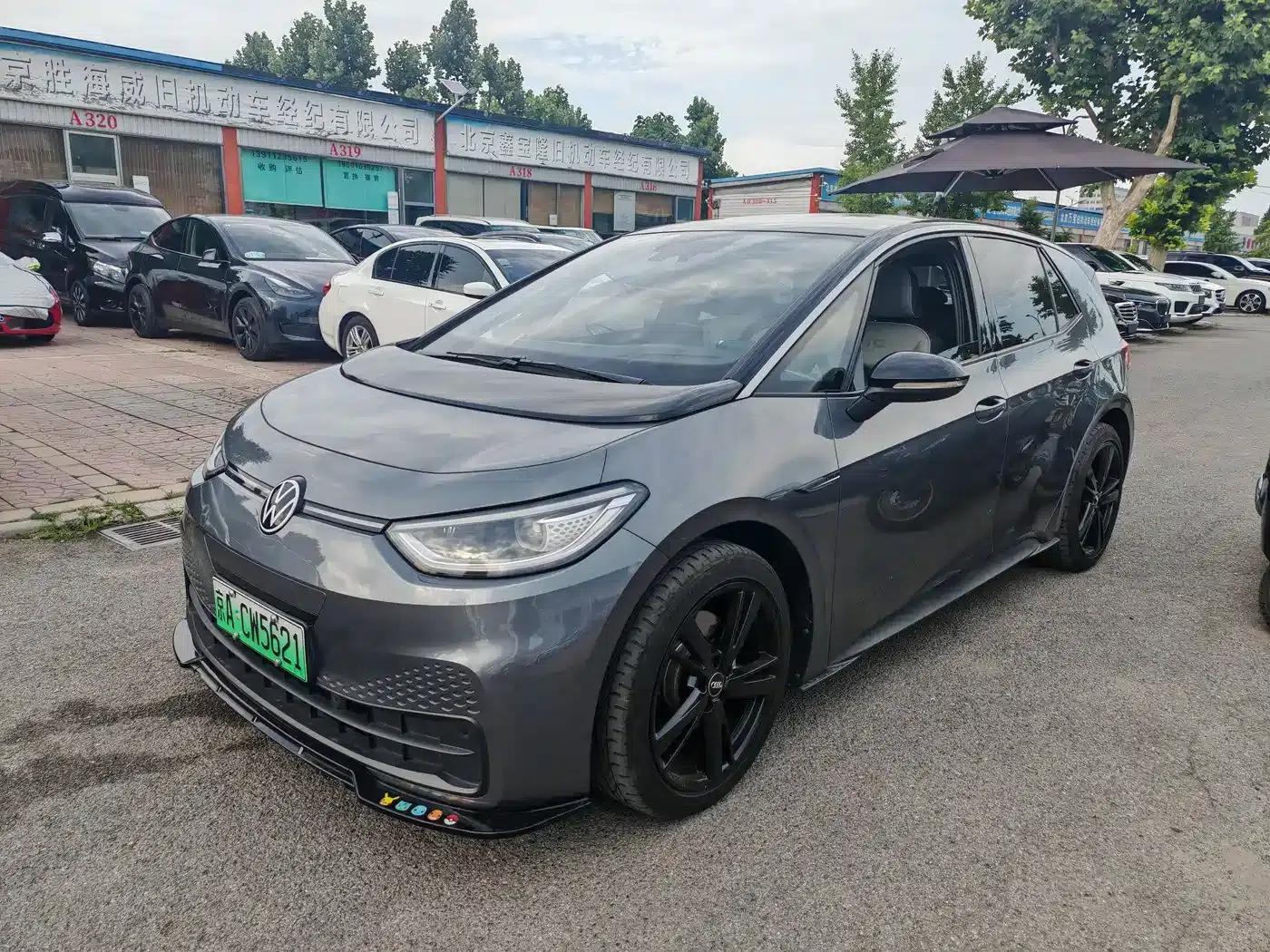 Volkswagen ID.3 2021 Pro Intelligent Edition — миниатюра 1