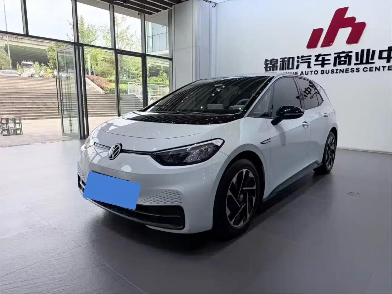 Volkswagen ID.3 2023 Pure Smart Edition — миниатюра 1