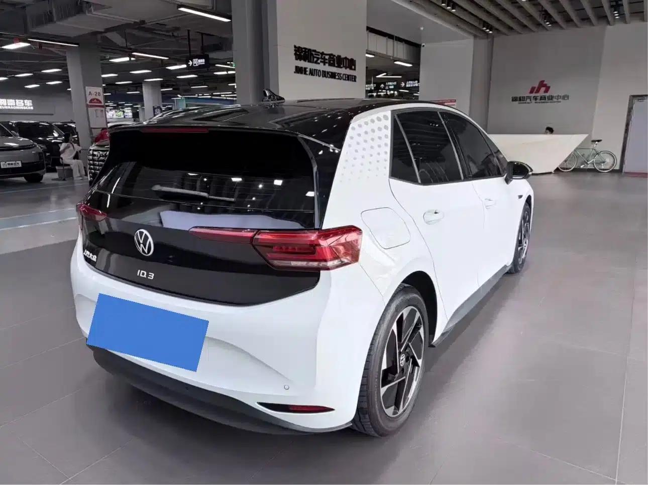 Volkswagen ID.3 2023 Pure Smart Edition — миниатюра 11