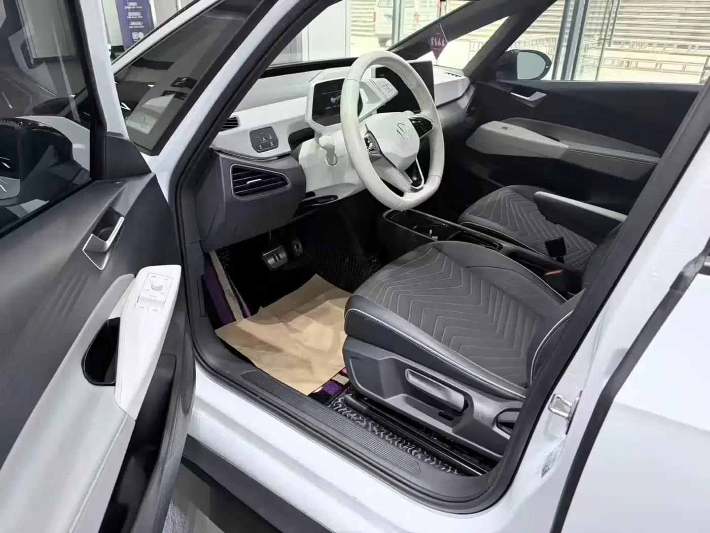 Volkswagen ID.3 2023 Pure Smart Edition — миниатюра 4