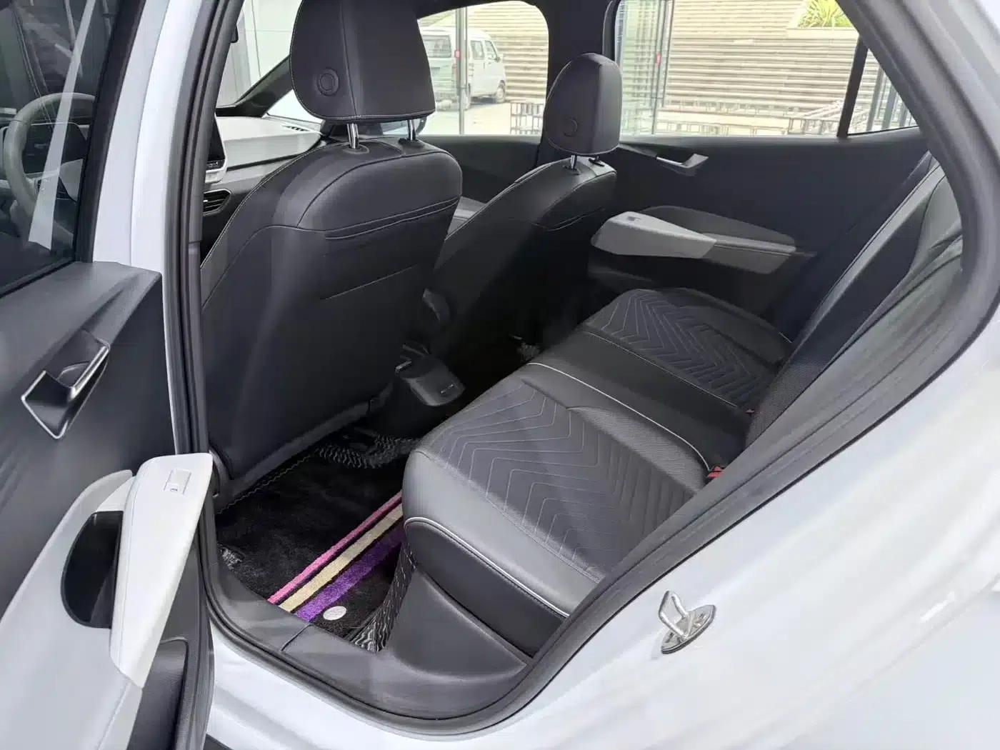 Volkswagen ID.3 2023 Pure Smart Edition — миниатюра 6