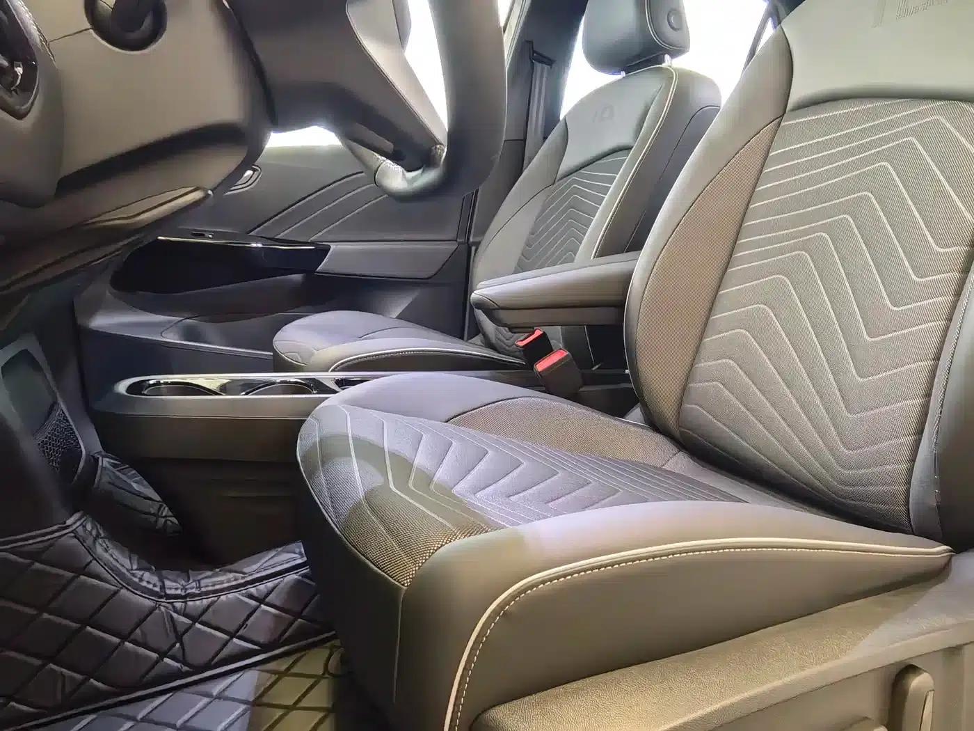 Volkswagen ID.3 2024 Outstanding Edition — миниатюра 11