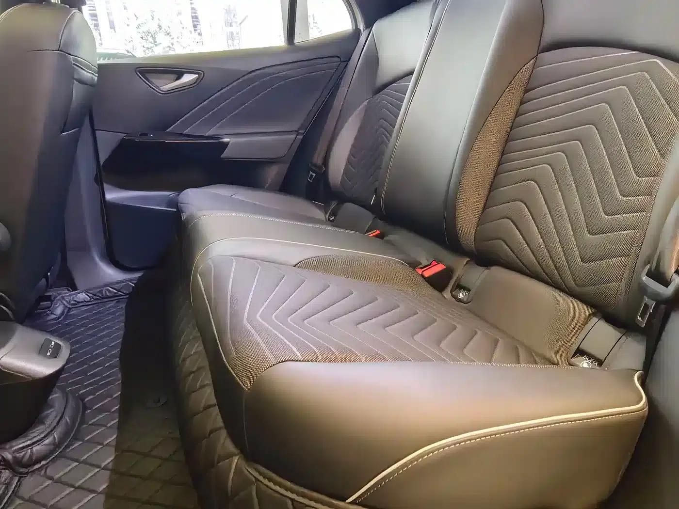 Volkswagen ID.3 2024 Outstanding Edition — миниатюра 14