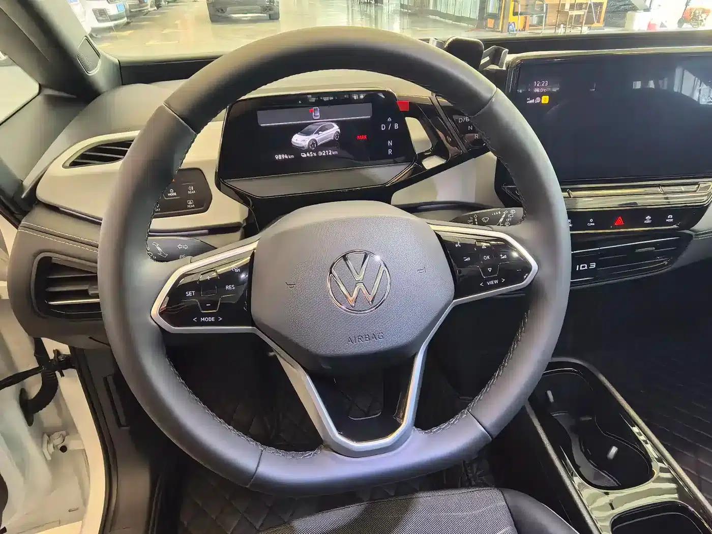Volkswagen ID.3 2024 Outstanding Edition — миниатюра 5