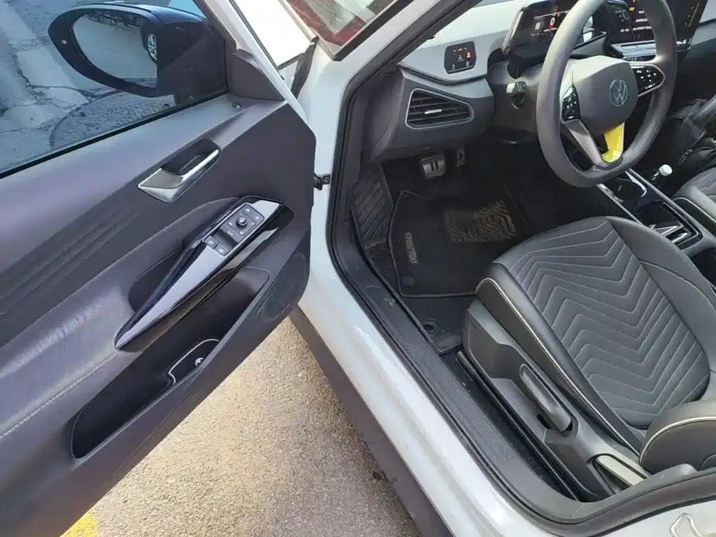 Volkswagen ID.3 2023 Upgraded Pure Smart Edition — миниатюра 16