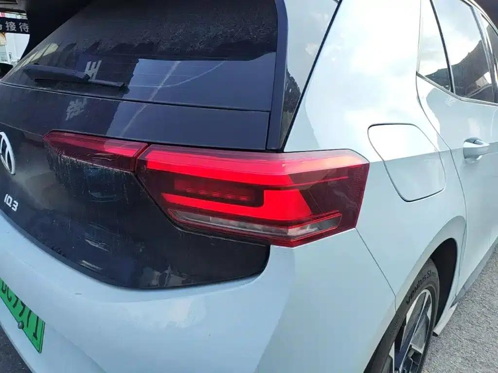 Volkswagen ID.3 2023 Upgraded Pure Smart Edition — миниатюра 8