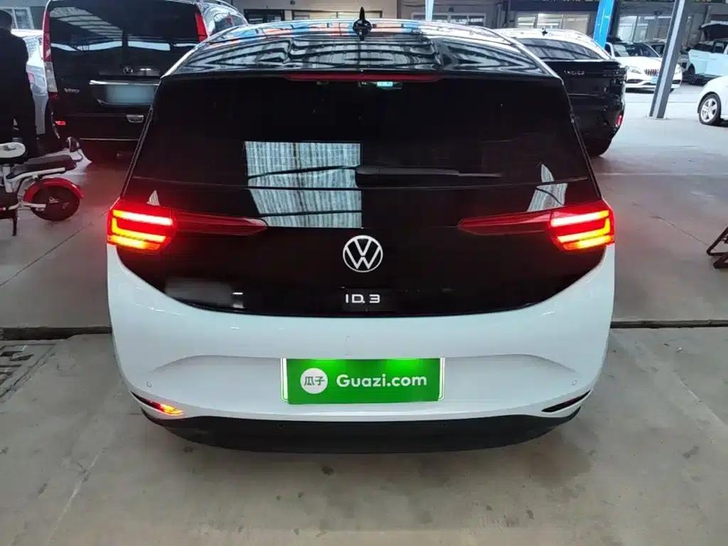 Volkswagen ID.3 2023 Upgraded Pure Smart Edition — миниатюра 6