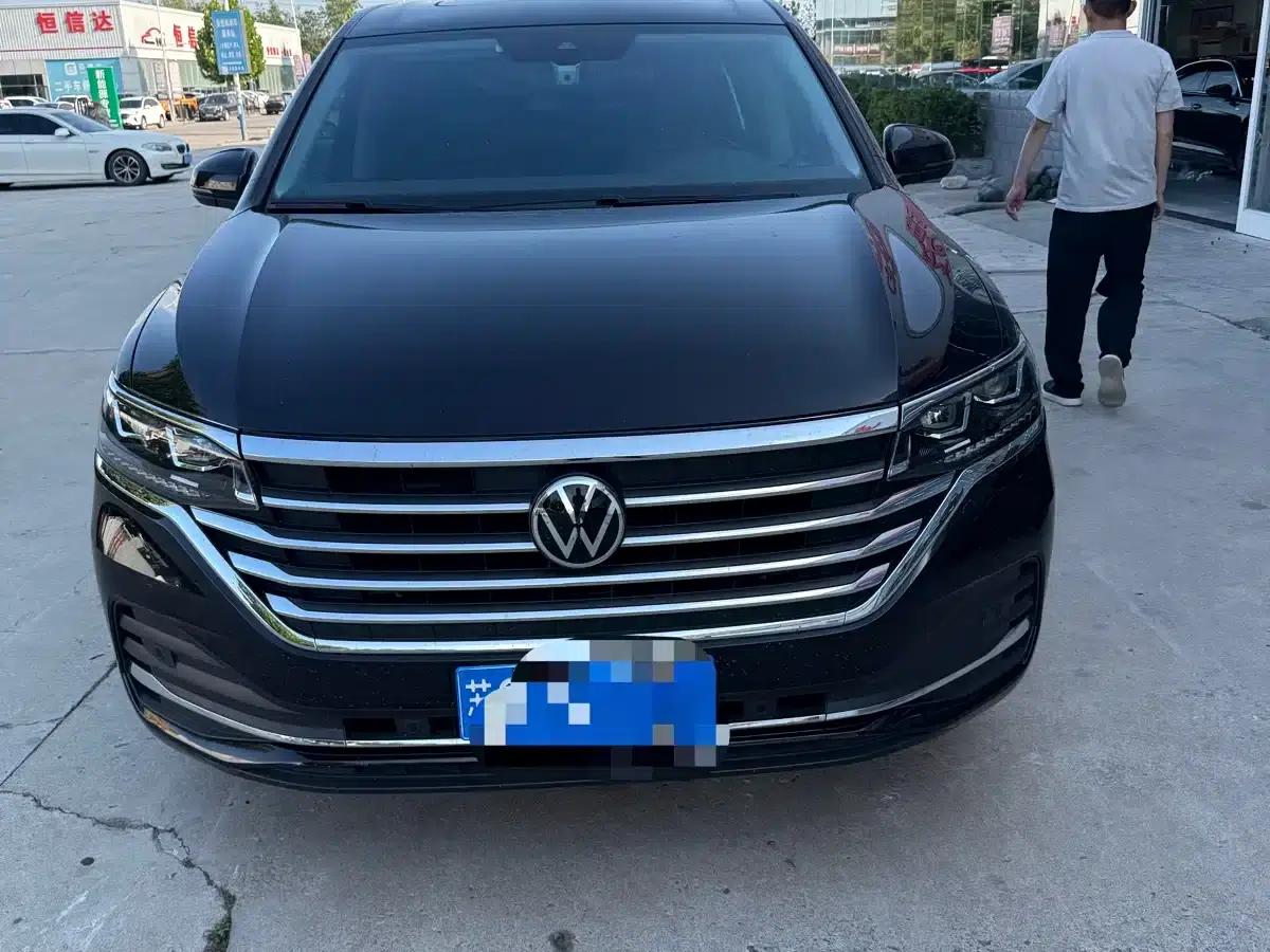 Viloran 2023 380TSI Premium Edition — миниатюра 1