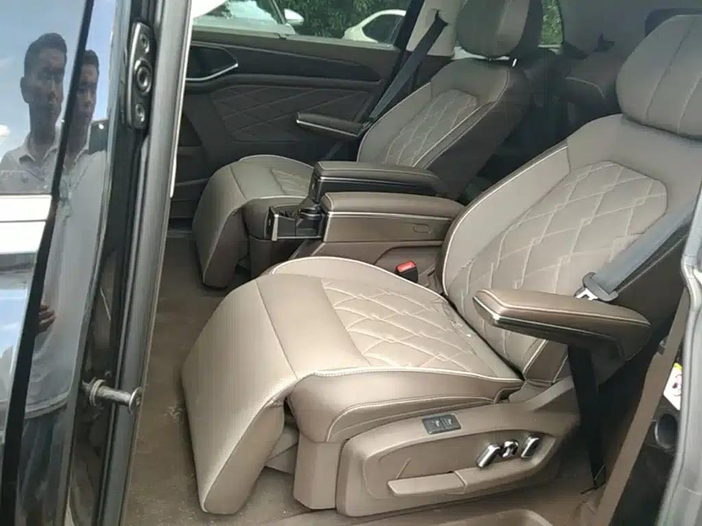 Viloran 2024 380TSI Premium Edition — миниатюра 17