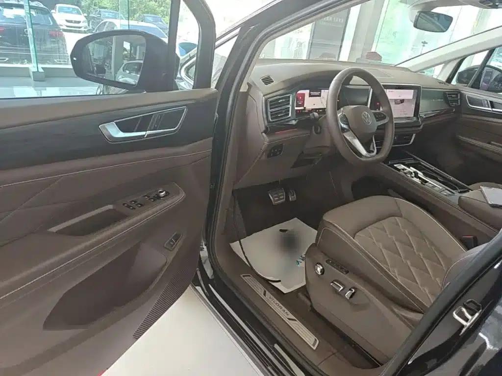 Viloran 2024 380TSI Premium Edition — миниатюра 16