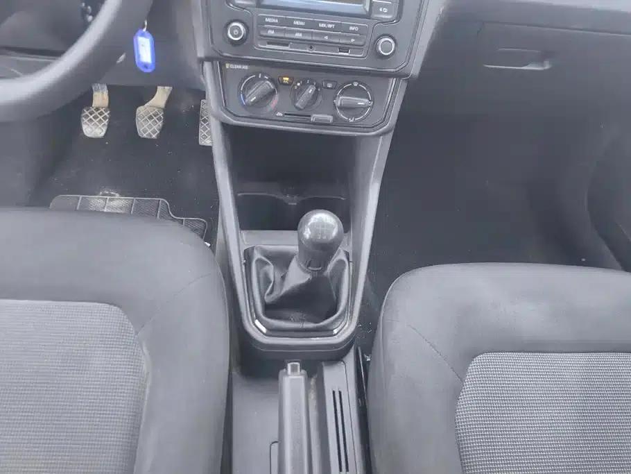 Jetta 2017 1.5L Manual Fashion Edition — миниатюра 16