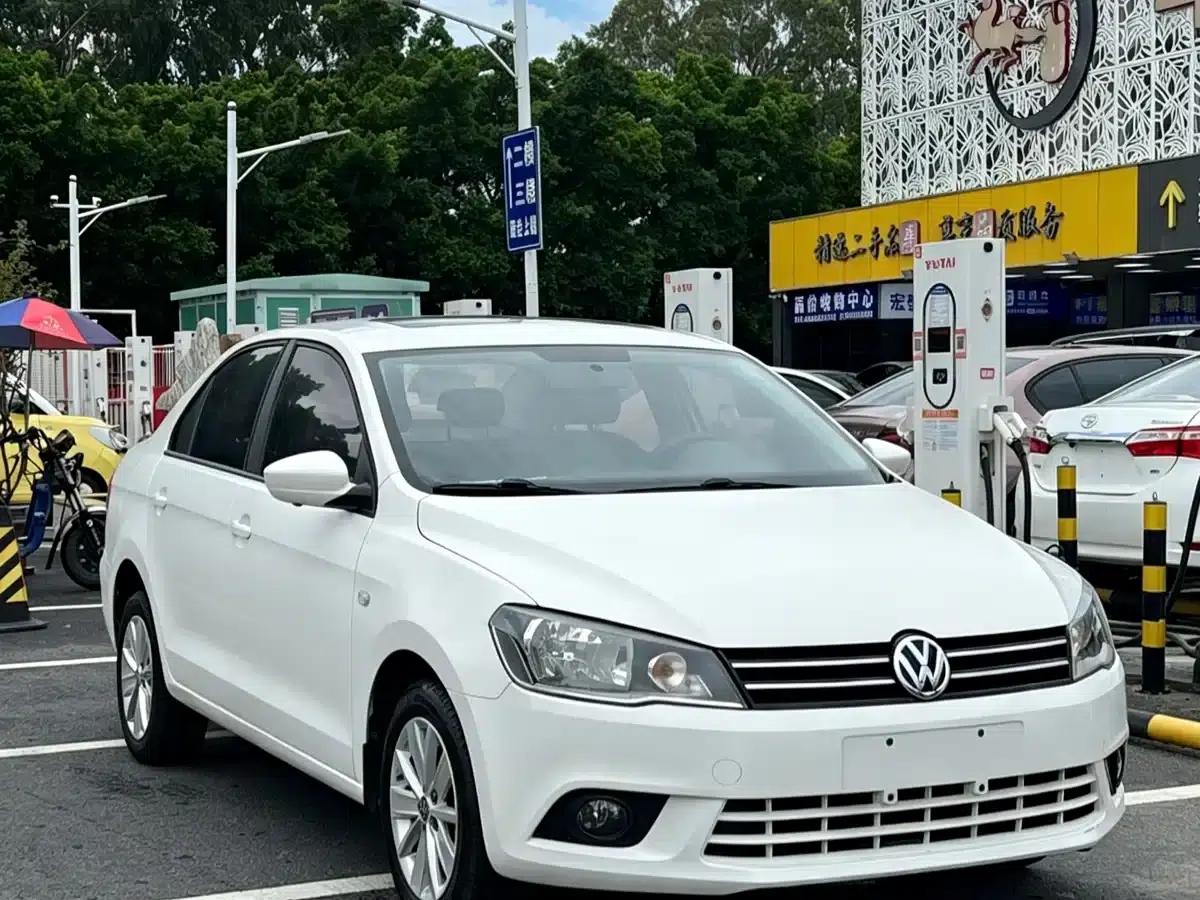 Jetta 2015 Value Edition 1.6L Automatic Comfort Model — миниатюра 3