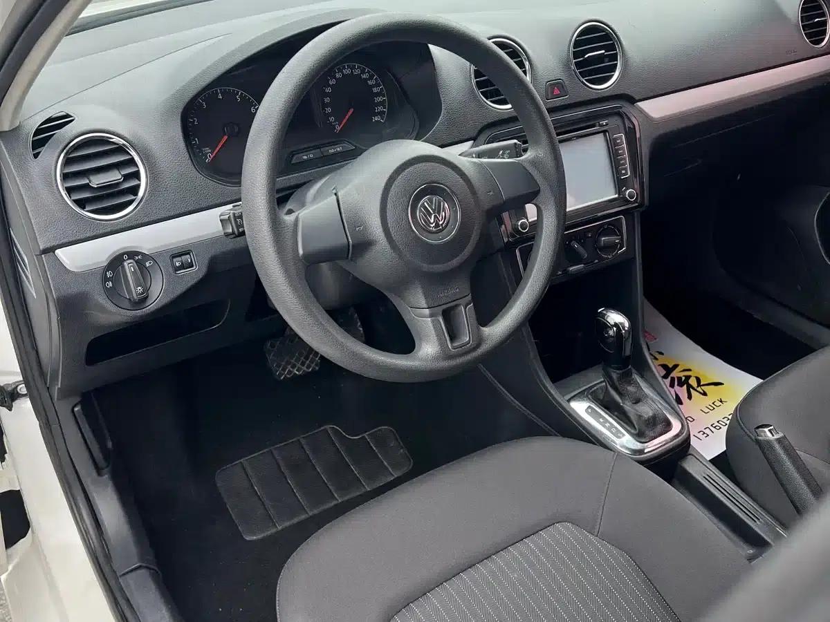 Jetta 2015 Value Edition 1.6L Automatic Comfort Model — миниатюра 5
