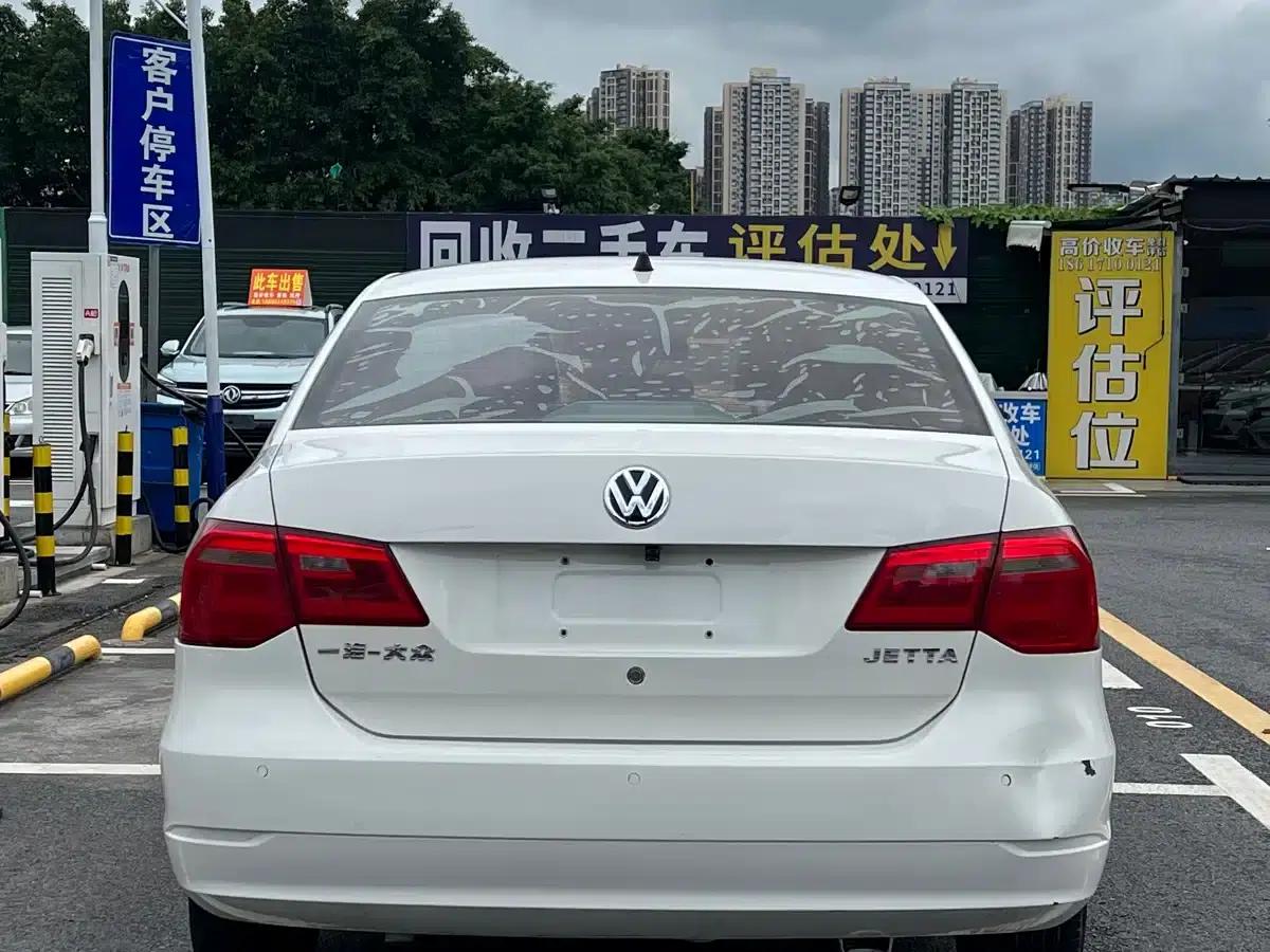 Jetta 2015 Value Edition 1.6L Automatic Comfort Model — миниатюра 9