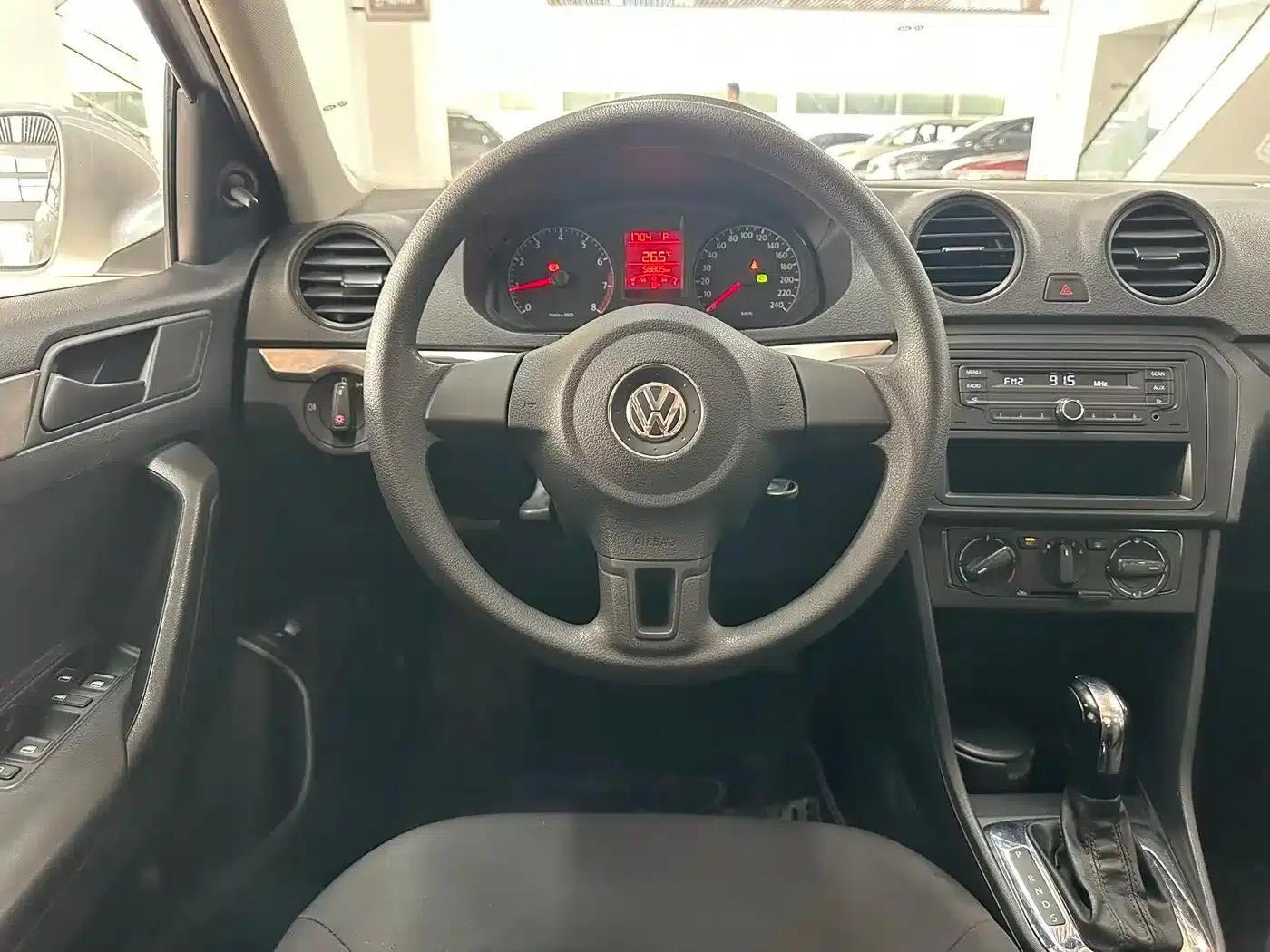 Jetta 2015 1.6L Automatic Fashion Model — миниатюра 14