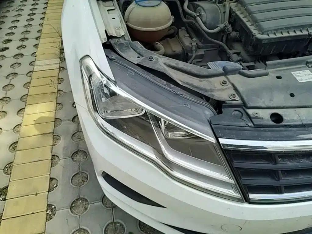 Jetta 2017 1.5L Manual Fashion Edition — миниатюра 13